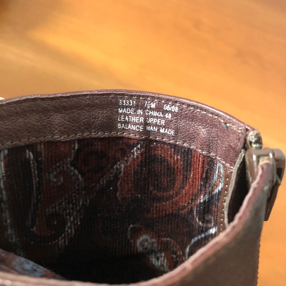 Indigo by Clarks 2.5” Stacked Heel Zip Front 👢 - Picture 6 of 7